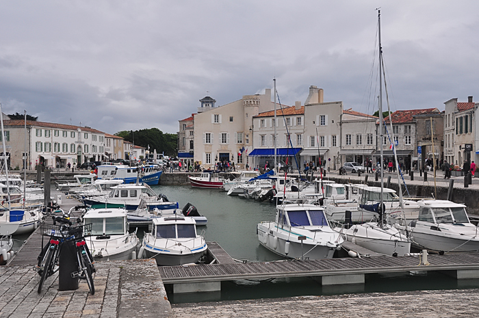 St Martin de Re port