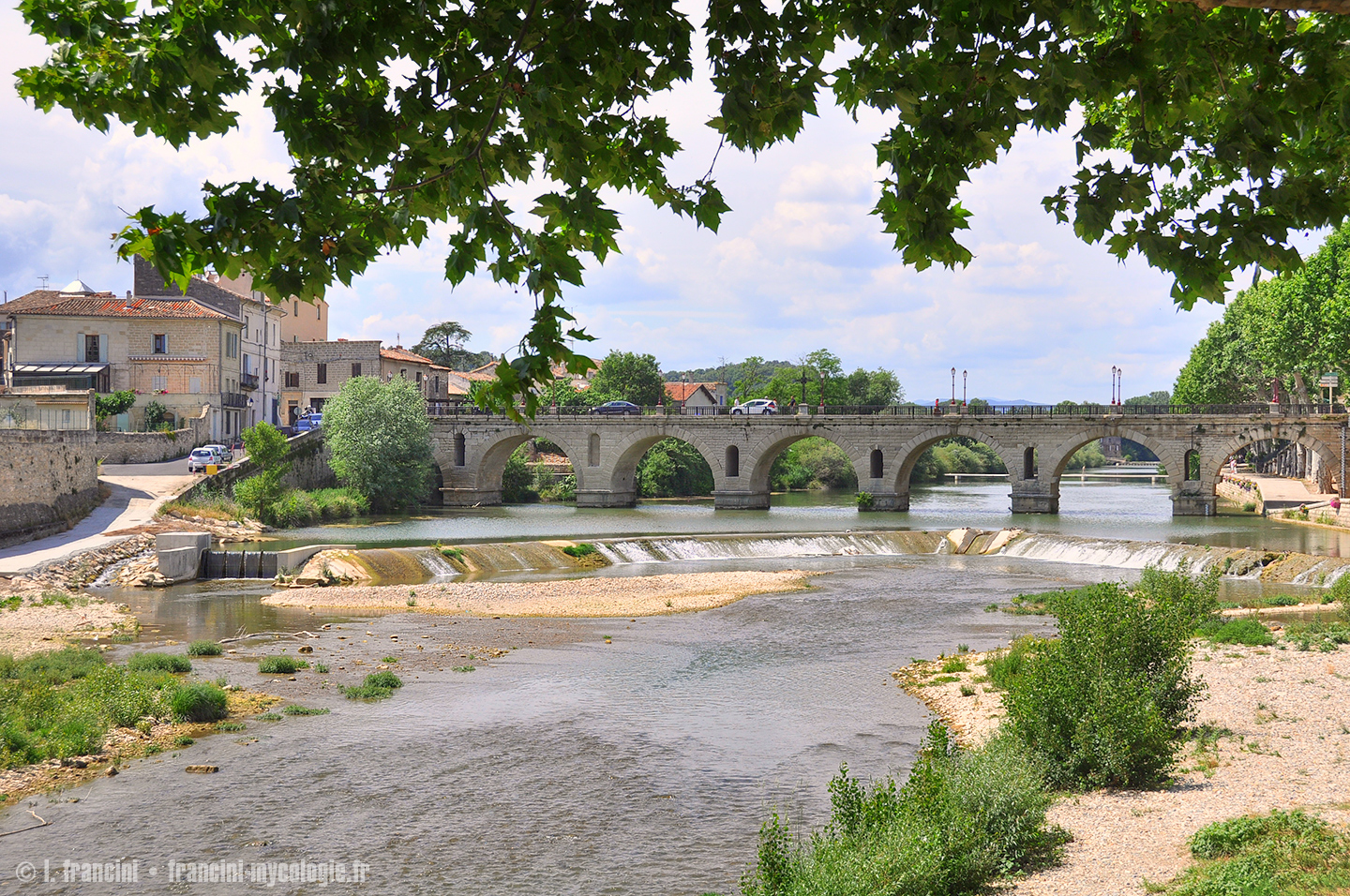 Sommieres pont romain