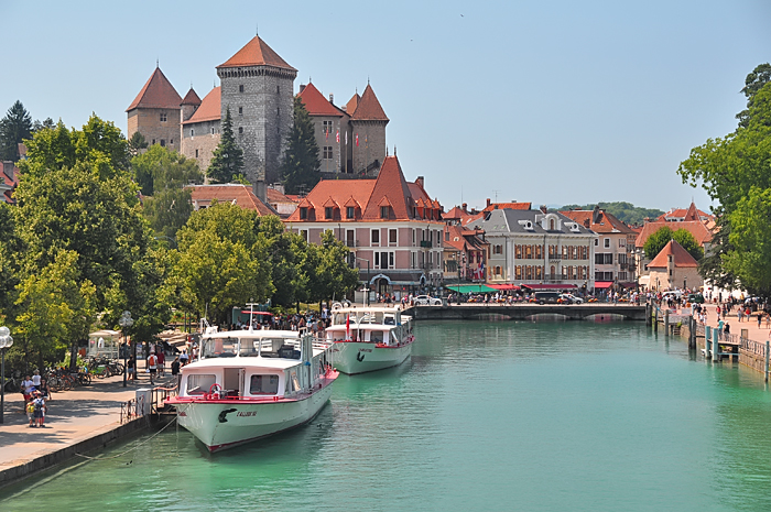 Annecy chateau et port