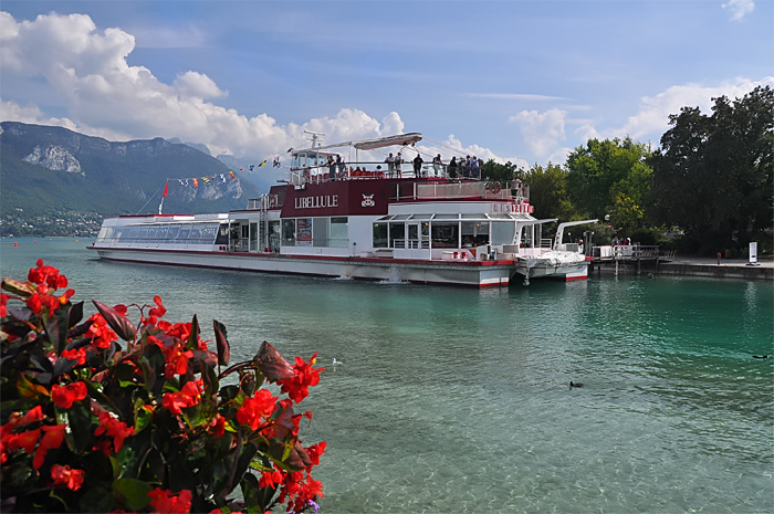 Libellule bateau Annecy