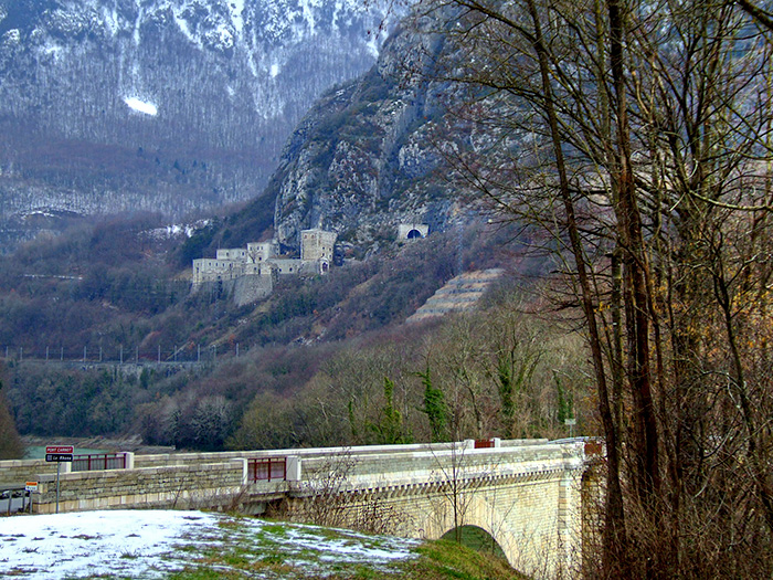 Fort Ecluse et pont Carnot